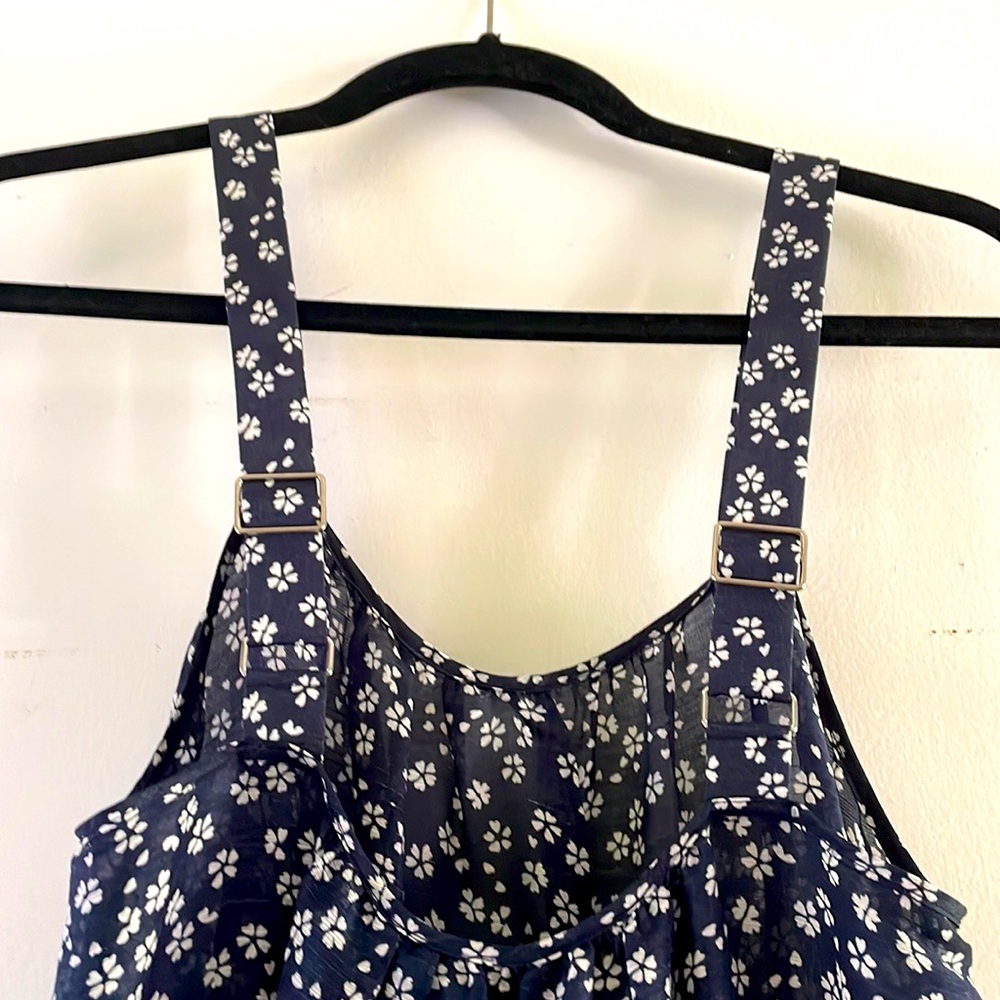 Lee Mathew’s top, size 0, linen/silk